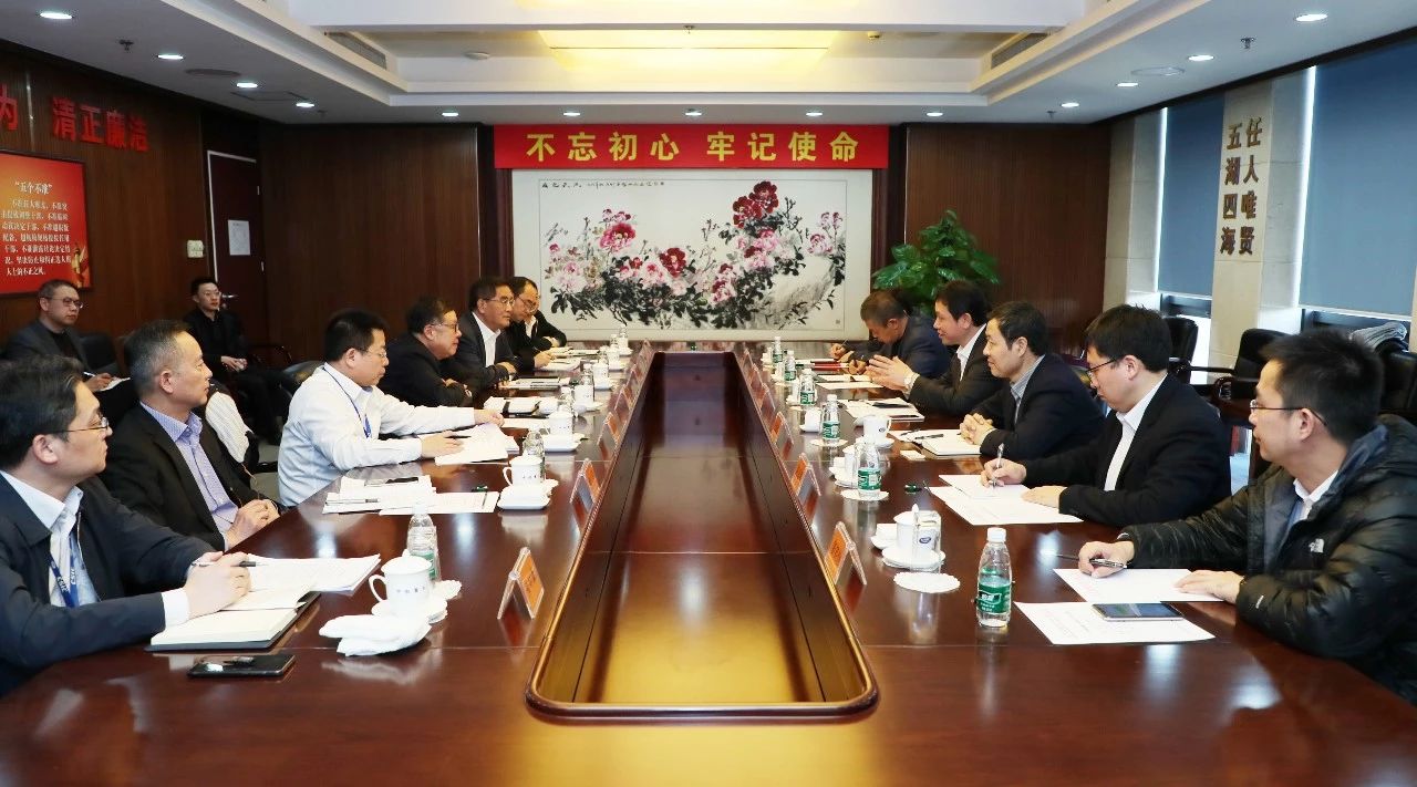 錢建平、姜仁鋒會(huì)見(jiàn)大連市副市長(zhǎng)靳國(guó)衛(wèi) 